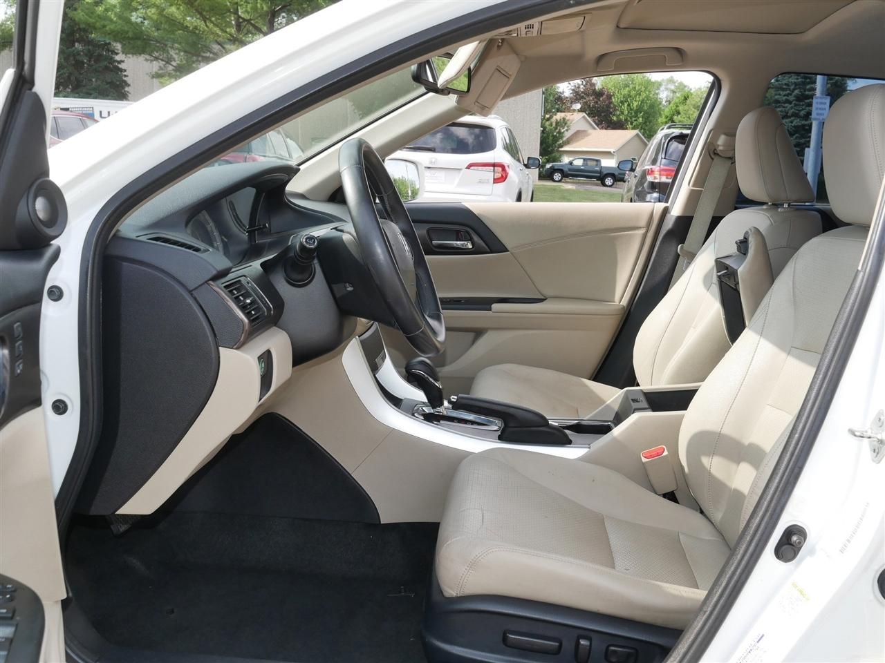 Honda Accord EX-L V6 Sedan AT 2013