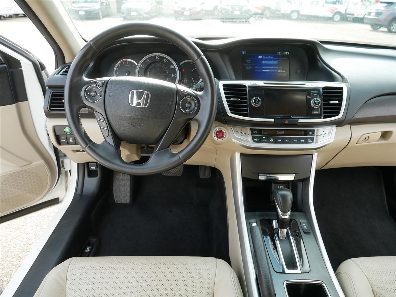 Honda Accord EX-L V6 Sedan AT 2013