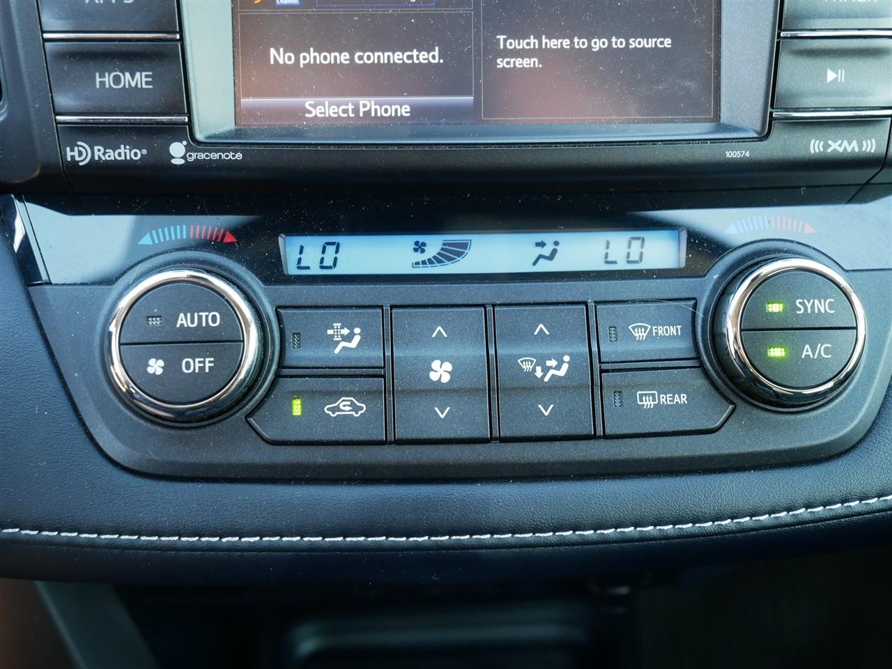 Toyota RAV4 XLE AWD 2017