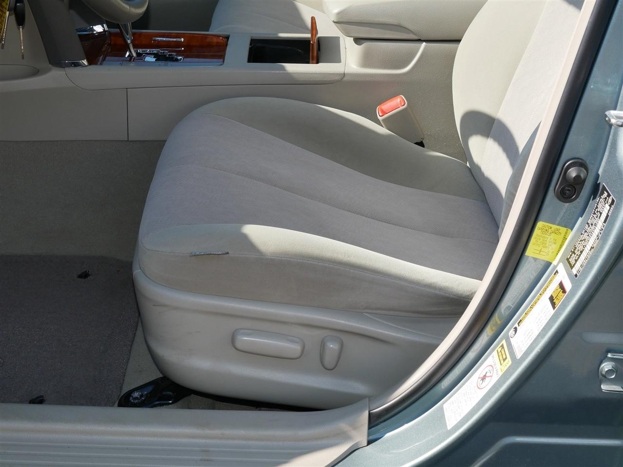 Toyota Camry XLE 4D Sedan 2011