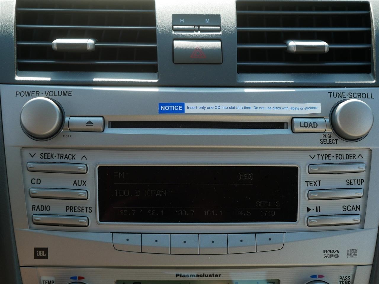 Toyota Camry XLE 4D Sedan 2011