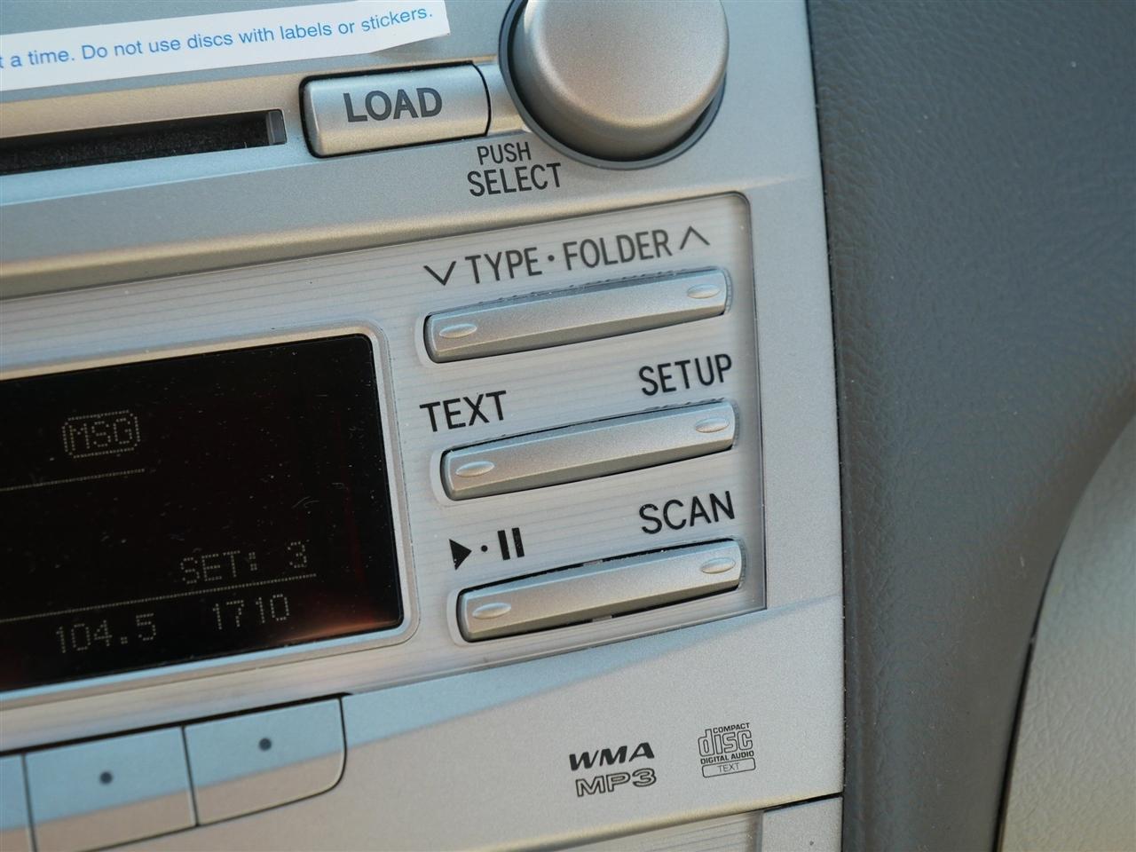 Toyota Camry XLE 4D Sedan 2011