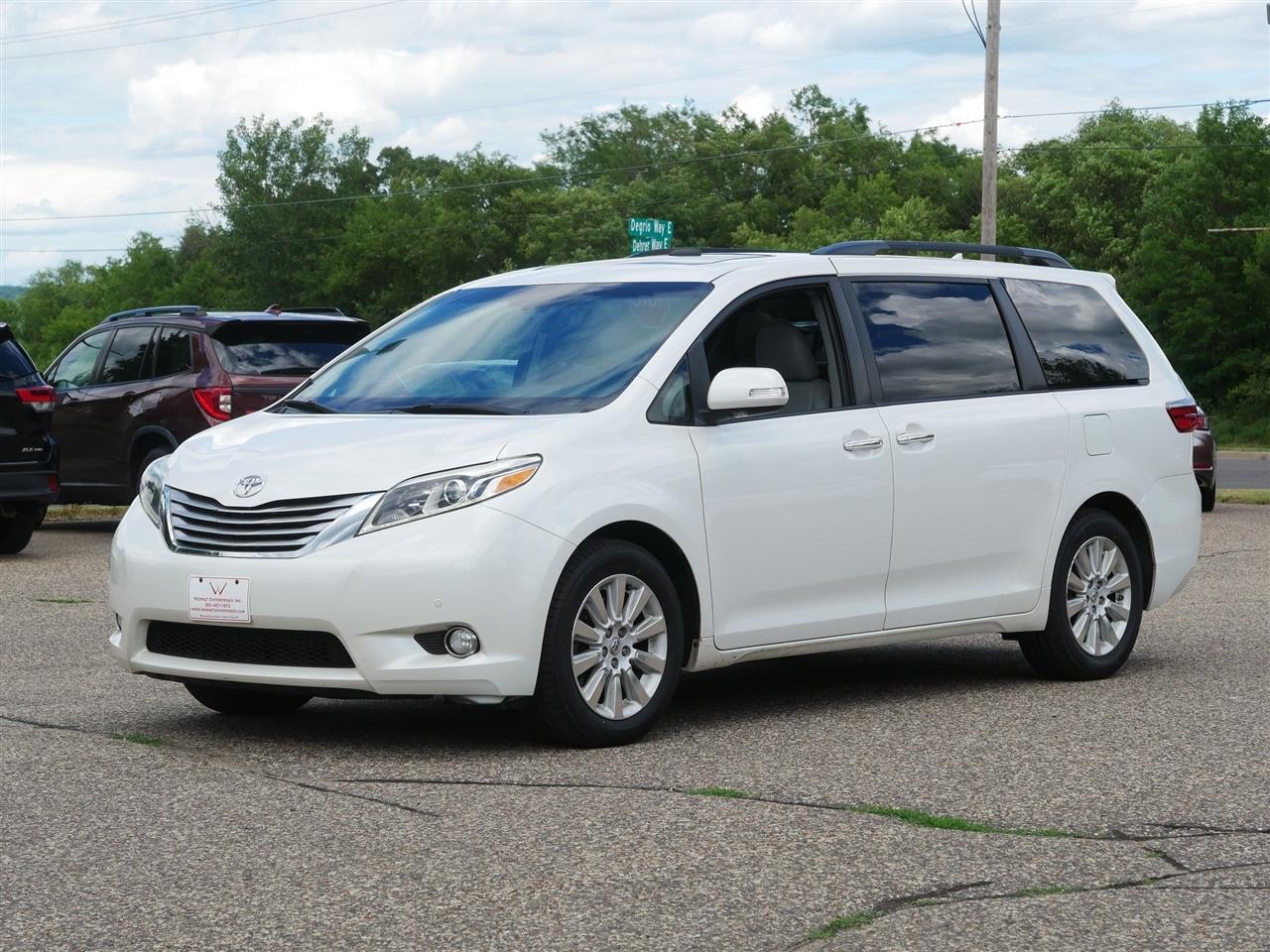Toyota Sienna Limited Premium AWD 7-Passenger V6 2015