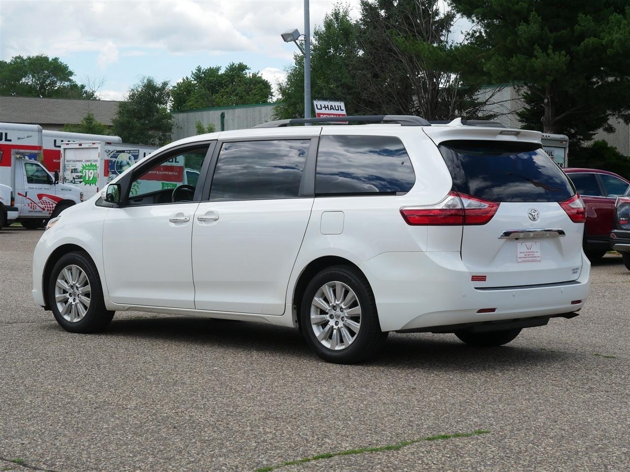 Toyota Sienna Limited Premium AWD 7-Passenger V6 2015