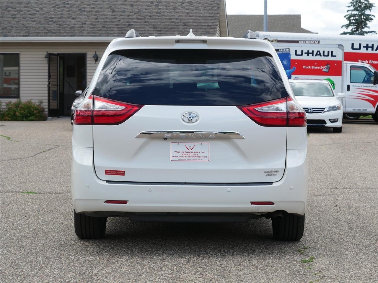 Toyota Sienna Limited Premium AWD 7-Passenger V6 2015