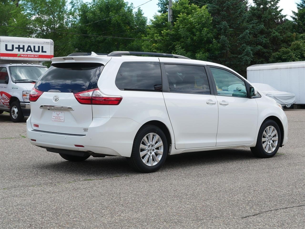 Toyota Sienna Limited Premium AWD 7-Passenger V6 2015
