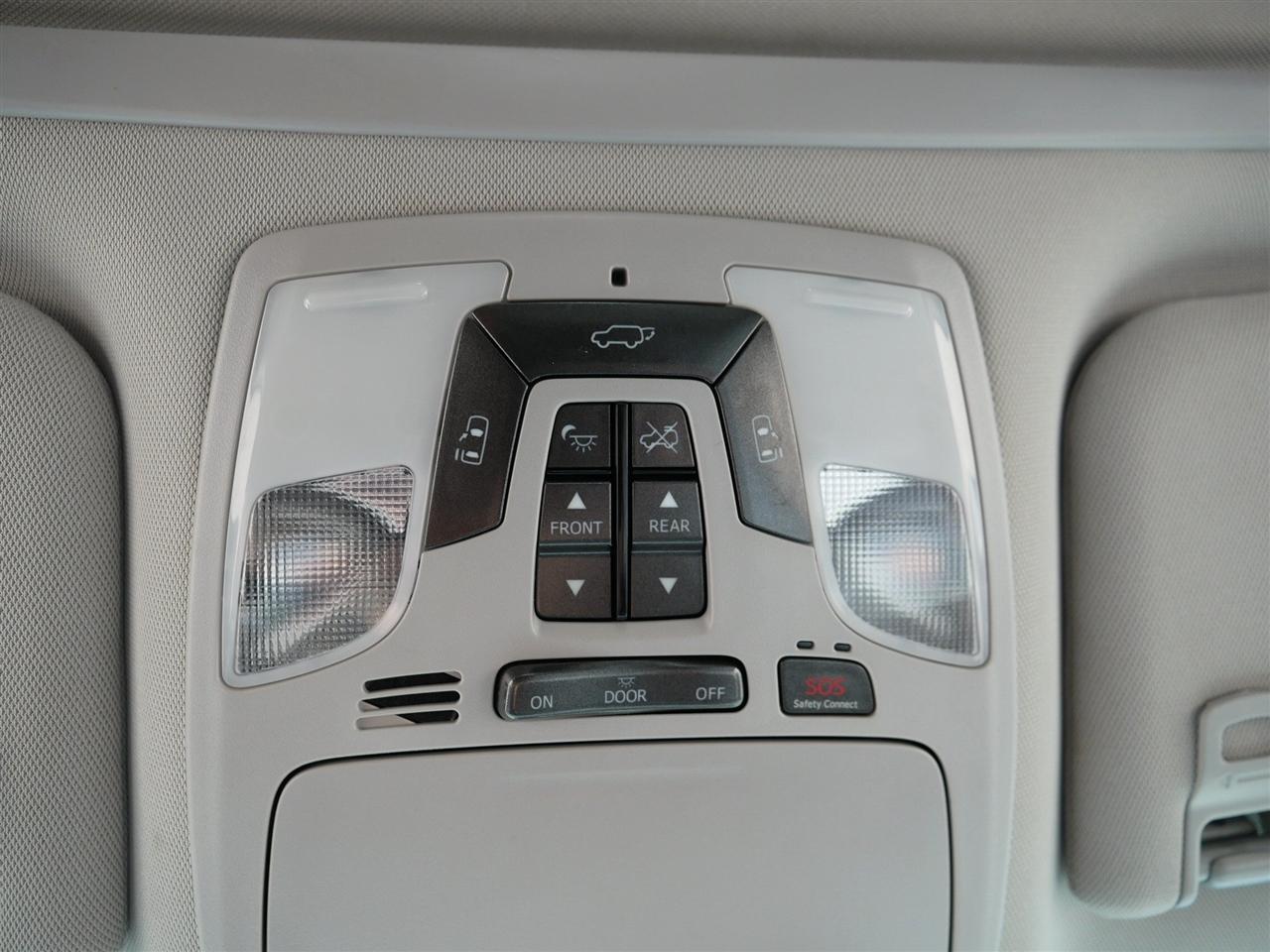 Toyota Sienna Limited Premium AWD 7-Passenger V6 2015