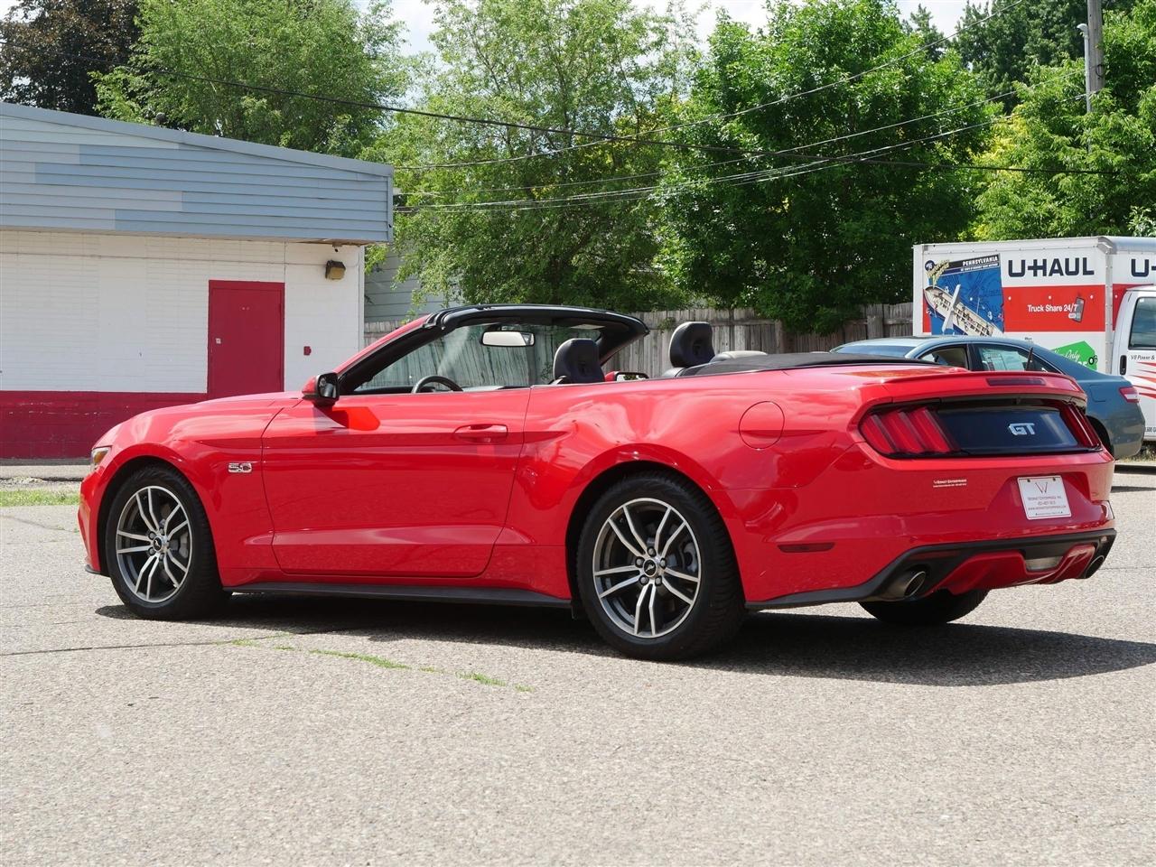 Ford Mustang GT Premium 2D Convertible 2015