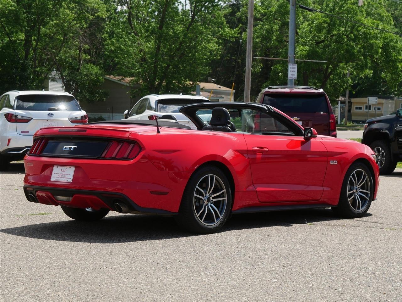 Ford Mustang GT Premium 2D Convertible 2015