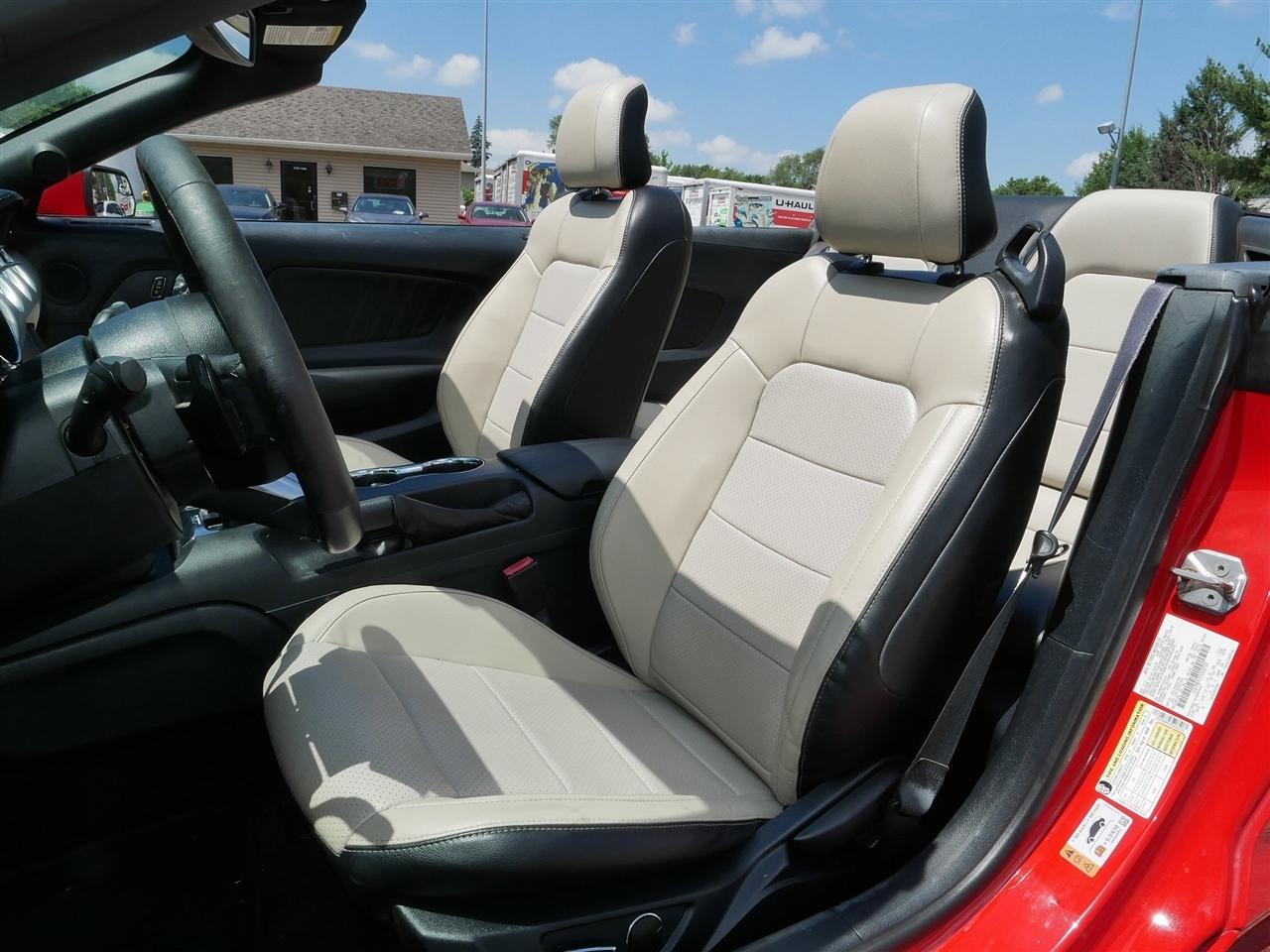 Ford Mustang GT Premium 2D Convertible 2015
