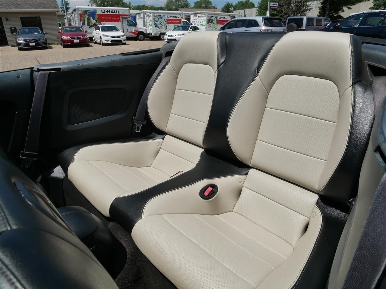 Ford Mustang GT Premium 2D Convertible 2015