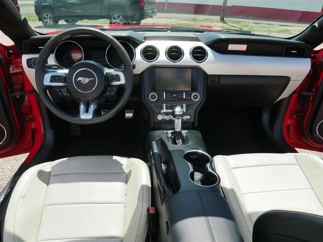 Ford Mustang GT Premium 2D Convertible 2015