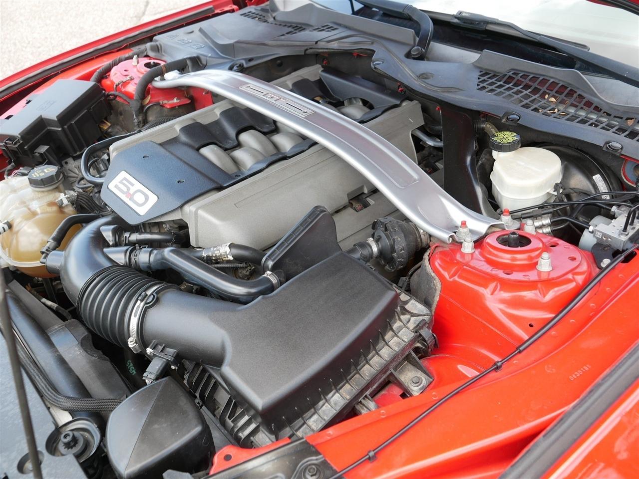 Ford Mustang GT Premium 2D Convertible 2015