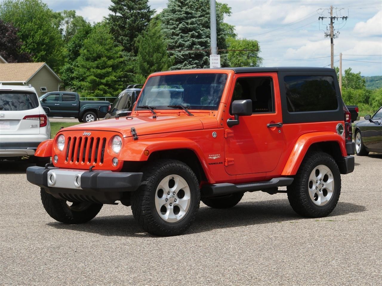 Jeep Wrangler Sahara 4WD 2015