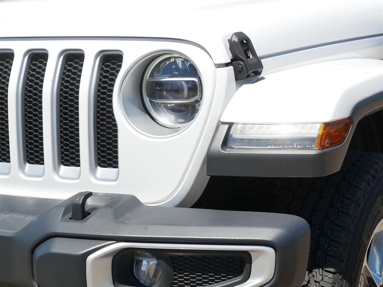 Jeep Wrangler Unlimited Sahara 4D SUV 4WD 2020