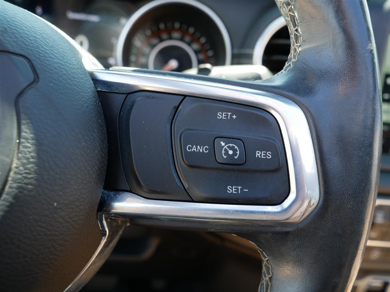Jeep Wrangler Unlimited Sahara 4D SUV 4WD 2020