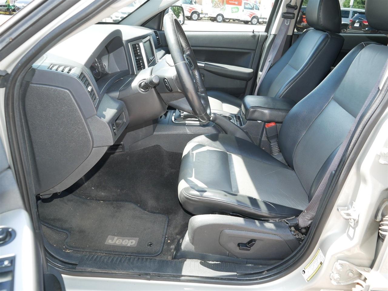 Jeep Grand Cherokee Laredo 4WD 2009