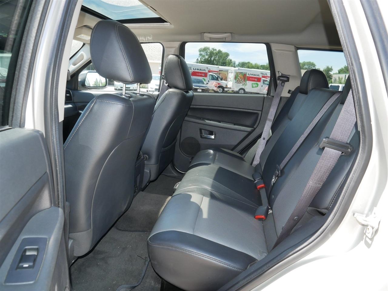 Jeep Grand Cherokee Laredo 4WD 2009