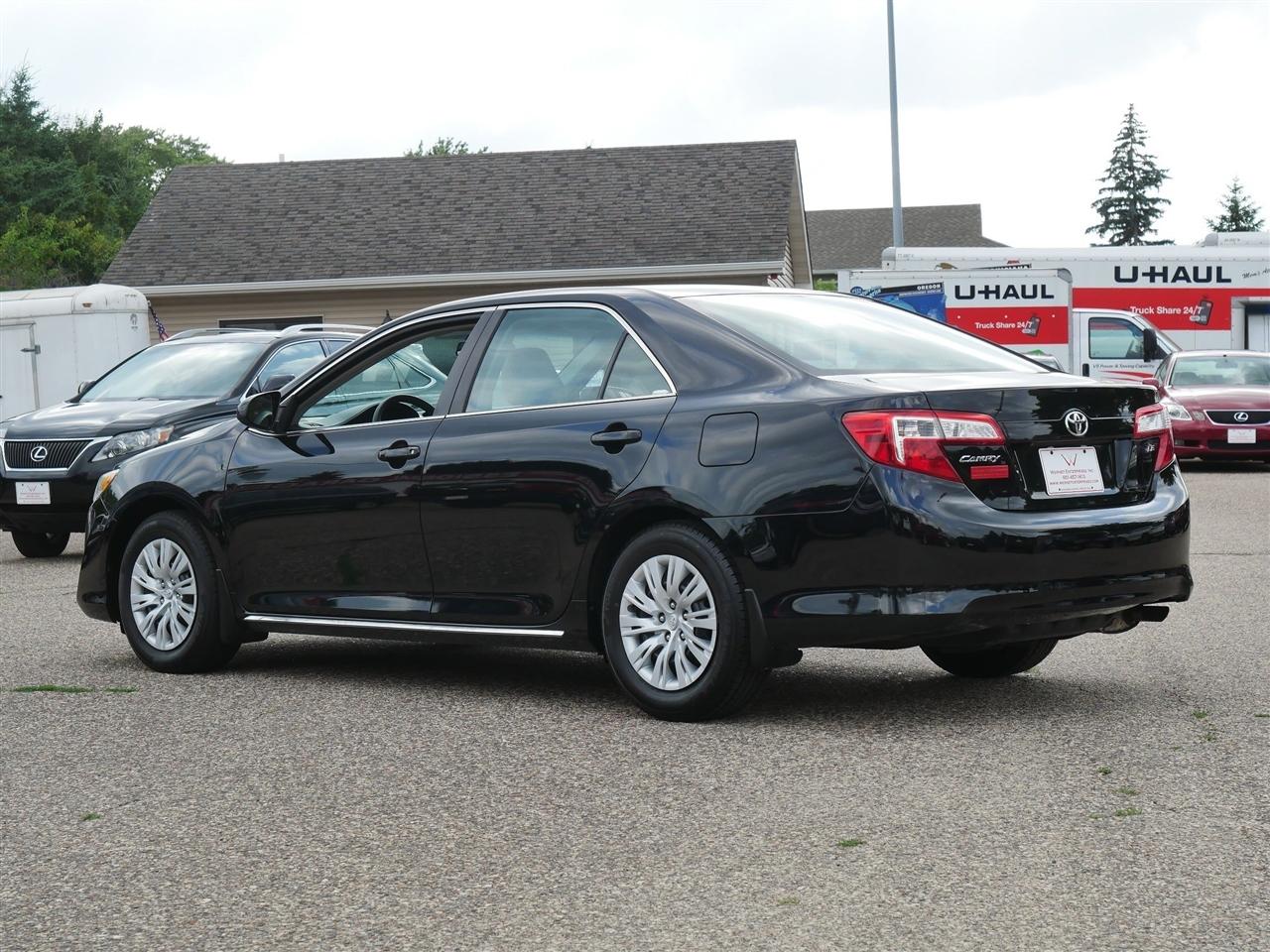 Toyota Camry 2014.5 4dr Sdn I4 Auto LE (Natl) 2014