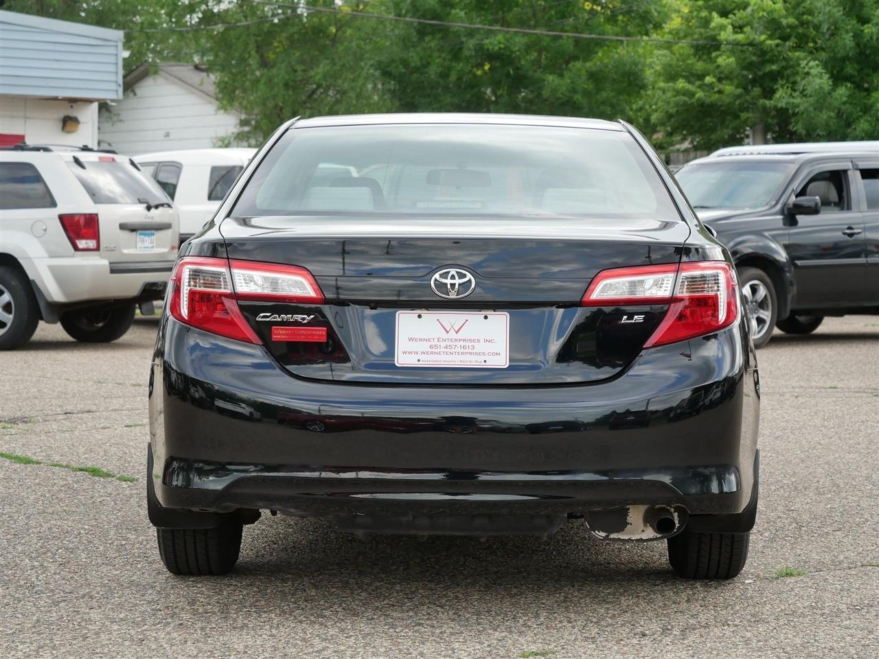 Toyota Camry 2014.5 4dr Sdn I4 Auto LE (Natl) 2014