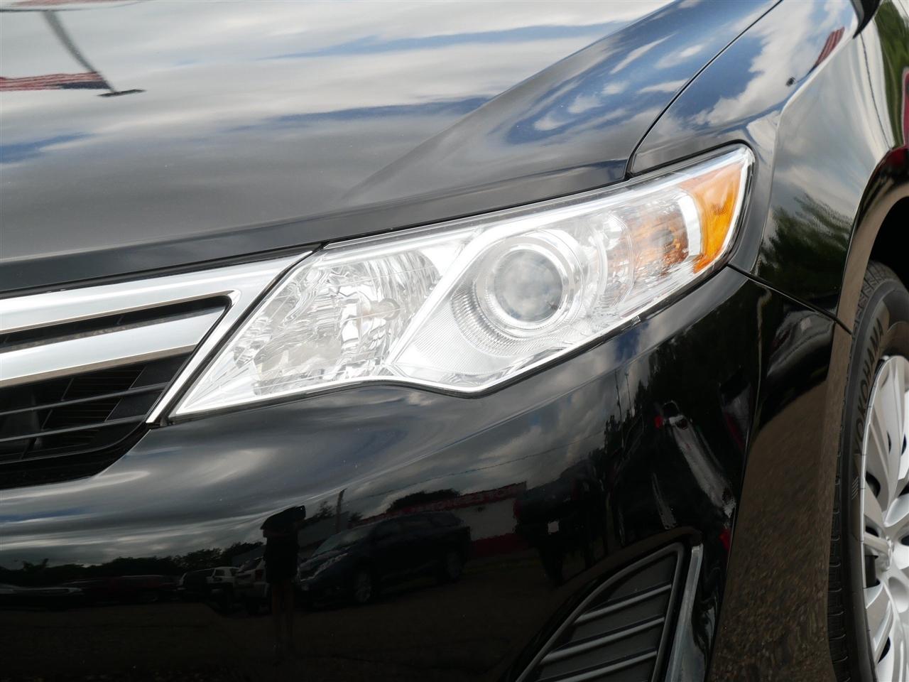 Toyota Camry 2014.5 4dr Sdn I4 Auto LE (Natl) 2014