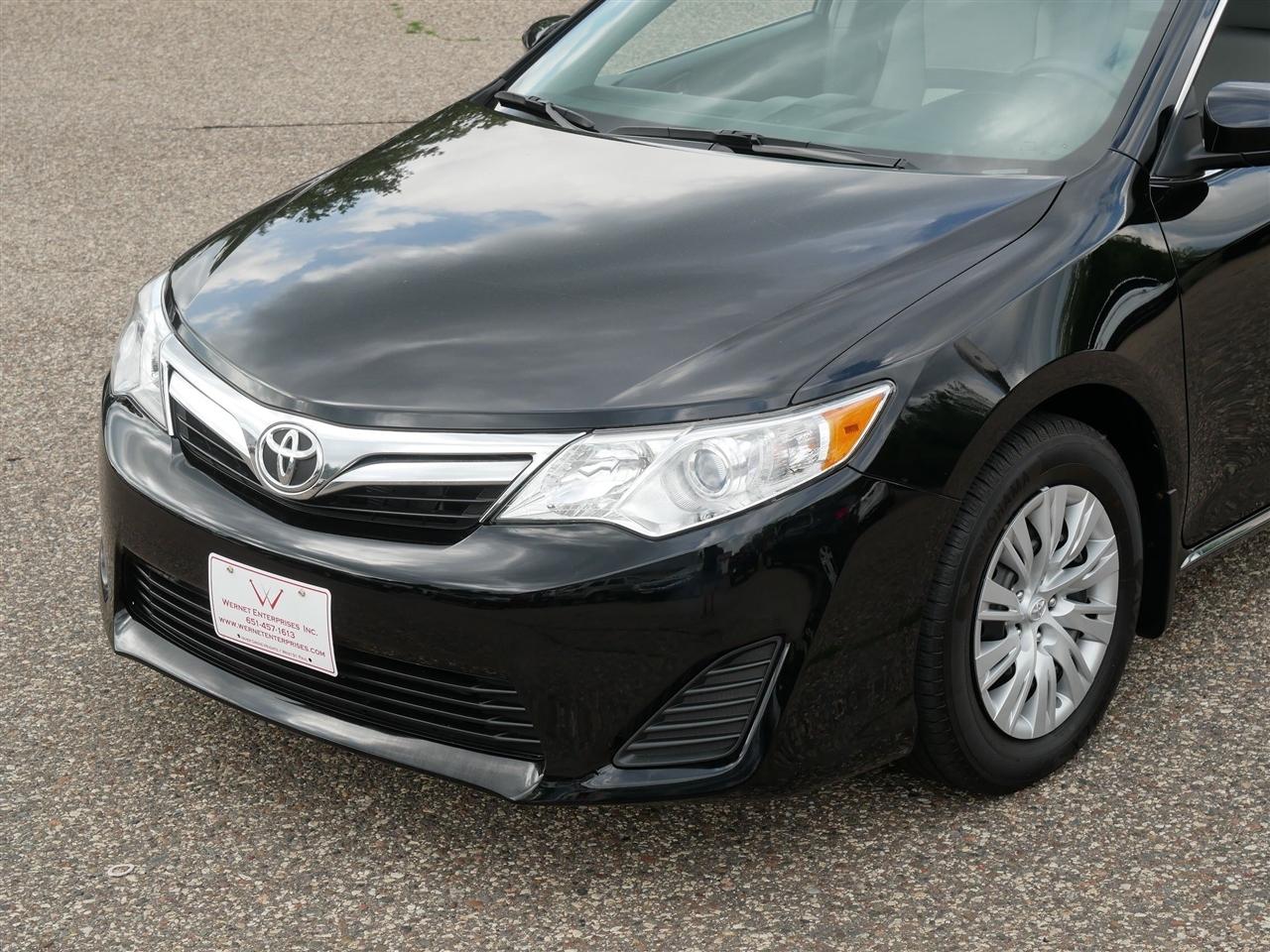 Toyota Camry 2014.5 4dr Sdn I4 Auto LE (Natl) 2014