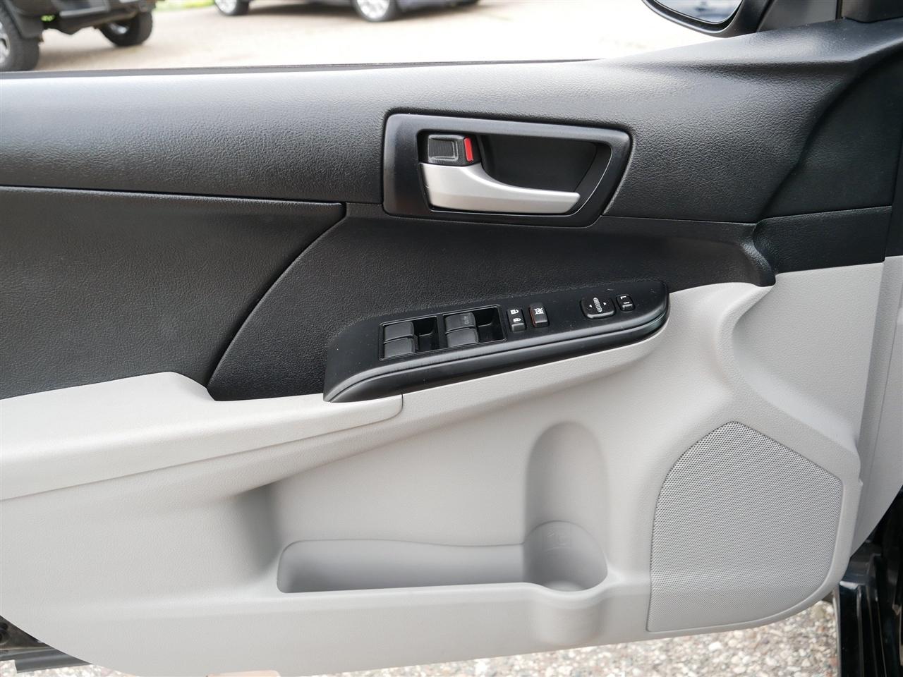 Toyota Camry 2014.5 4dr Sdn I4 Auto LE (Natl) 2014