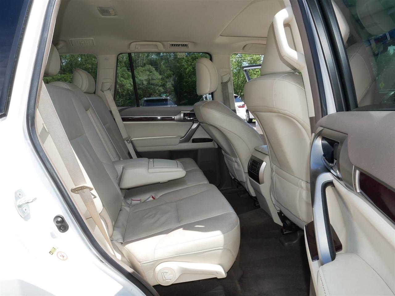 Lexus GX 460 Premium 4D SUV 4WD 2014