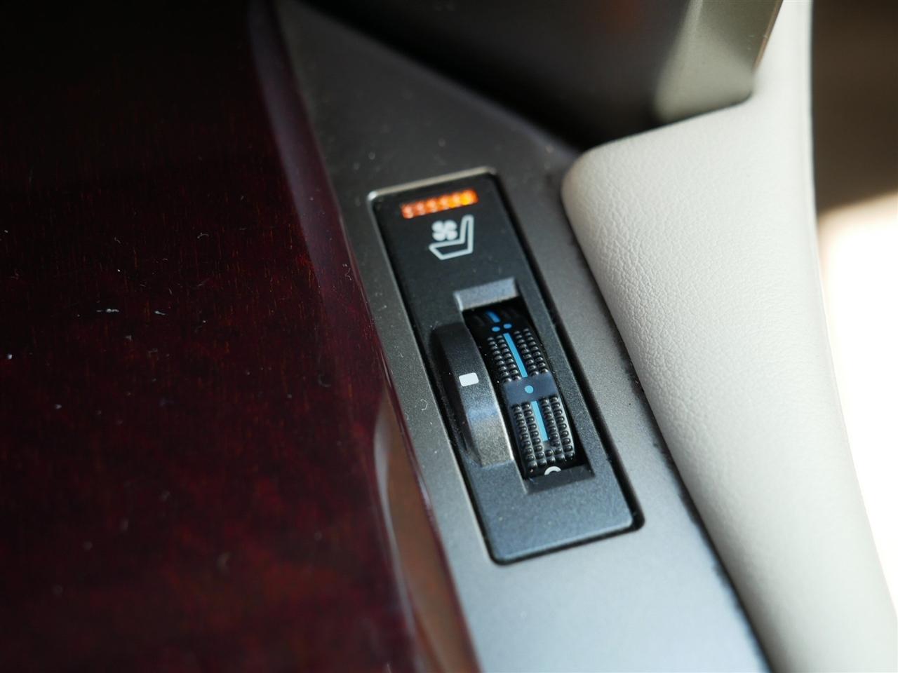 Lexus GX 460 Premium 4D SUV 4WD 2014