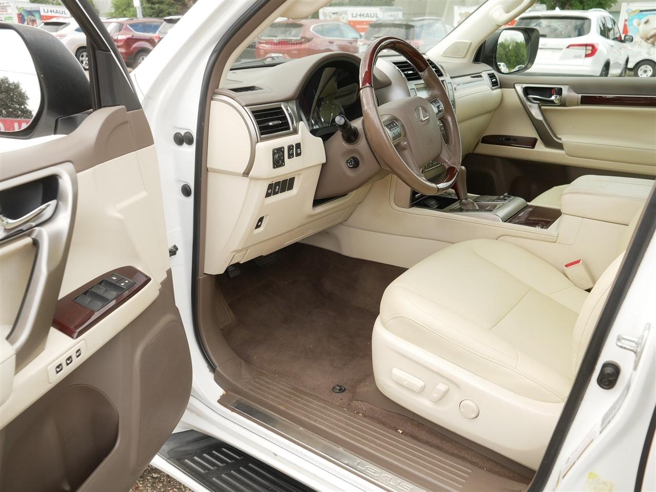 Lexus GX 460 Premium 4D SUV 4WD 2014
