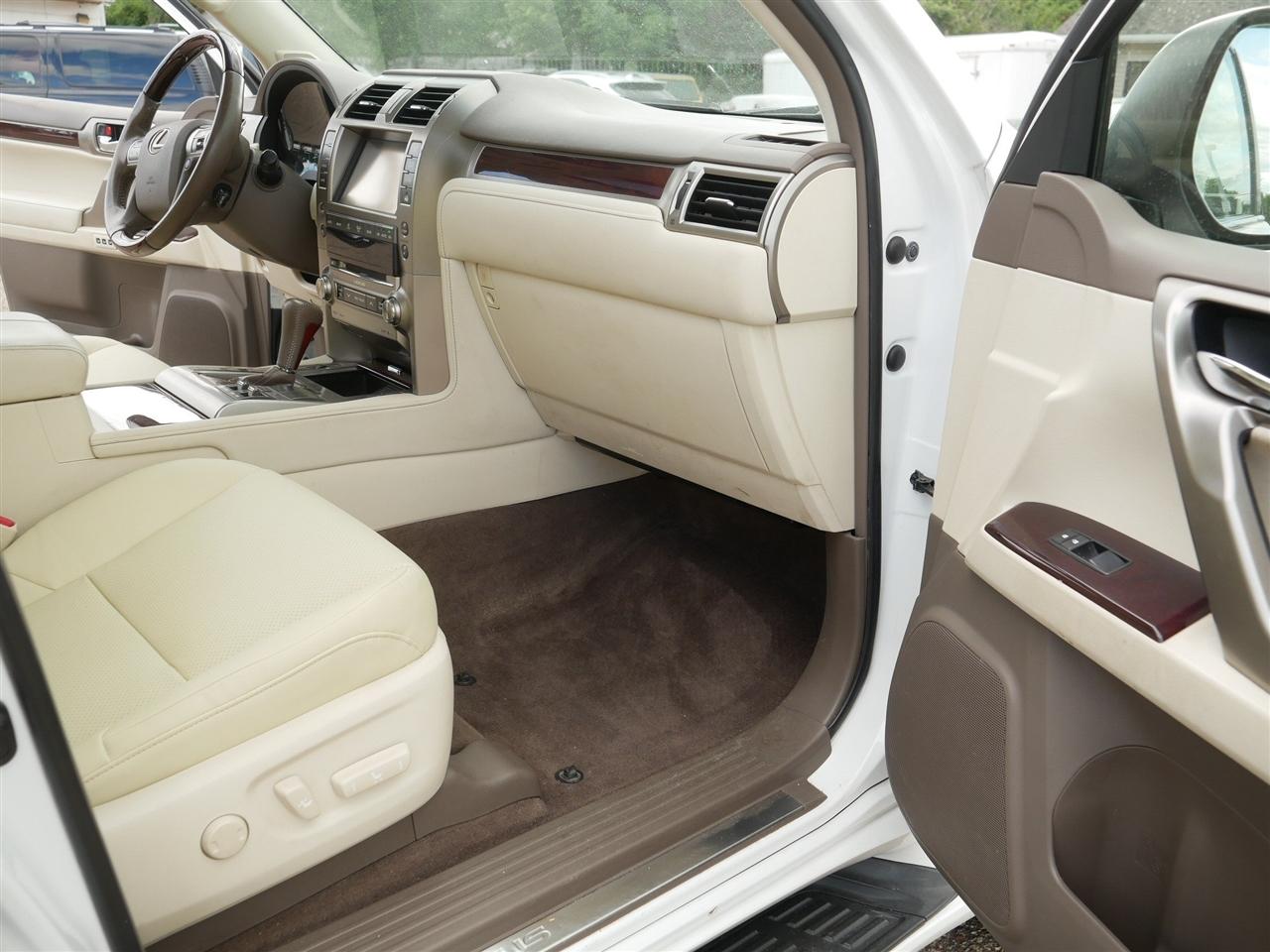 Lexus GX 460 Premium 4D SUV 4WD 2014
