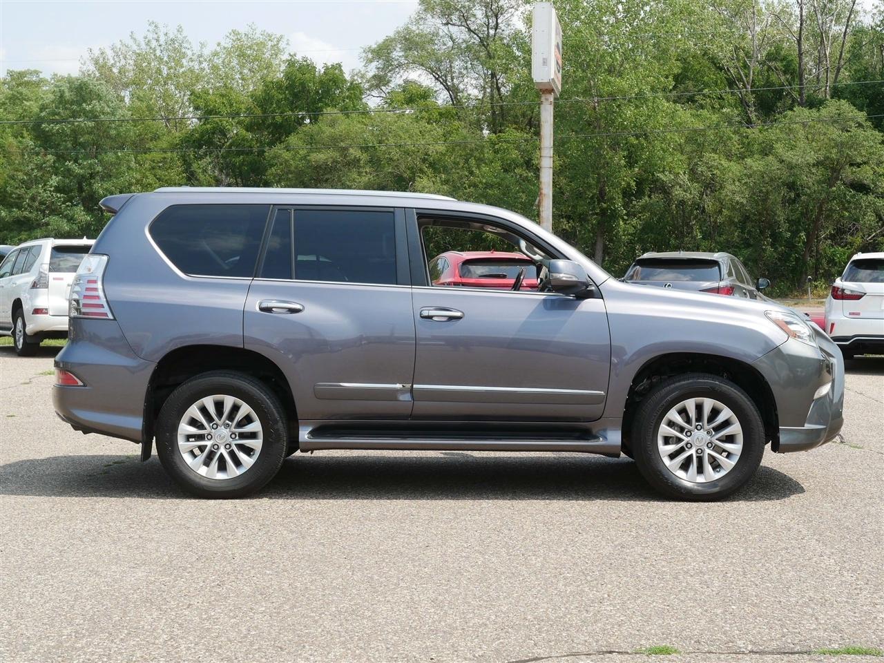 Lexus GX 460 Base 2019