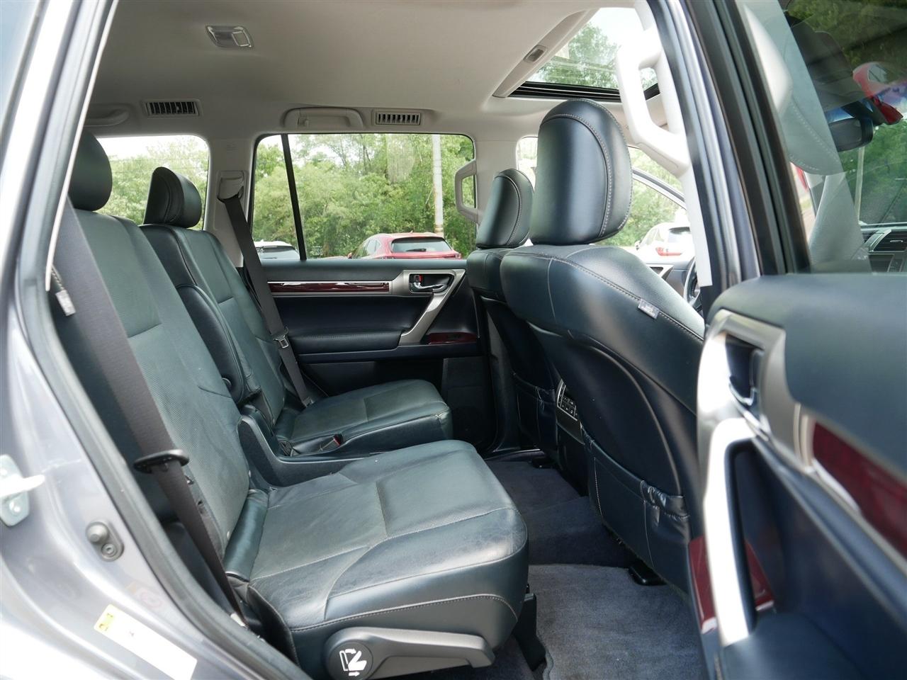 Lexus GX 460 Base 2019