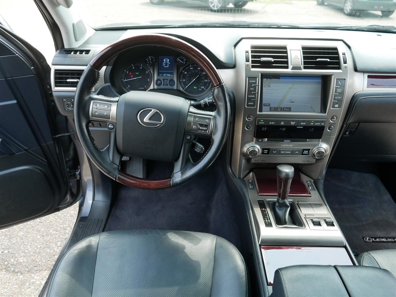 Lexus GX 460 Base 2019