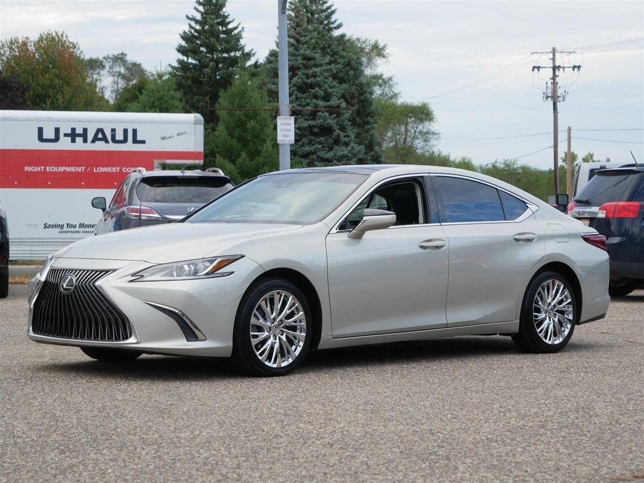 Lexus ES 350  2019