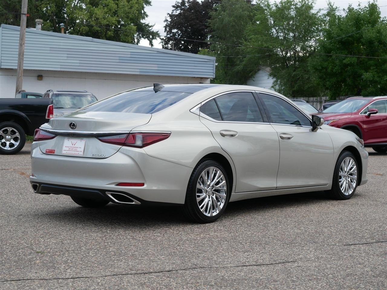 Lexus ES 350  2019