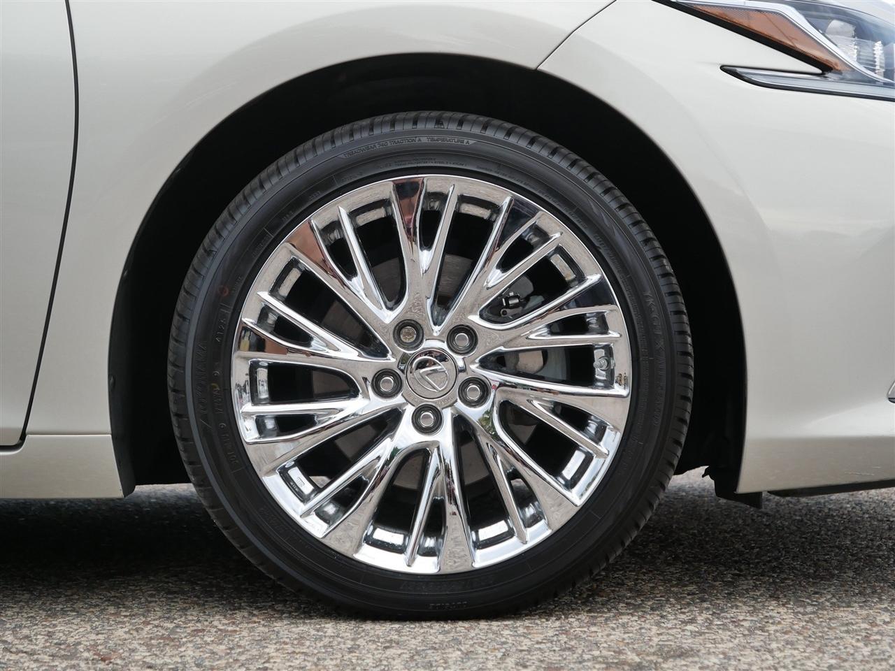 Lexus ES 350  2019