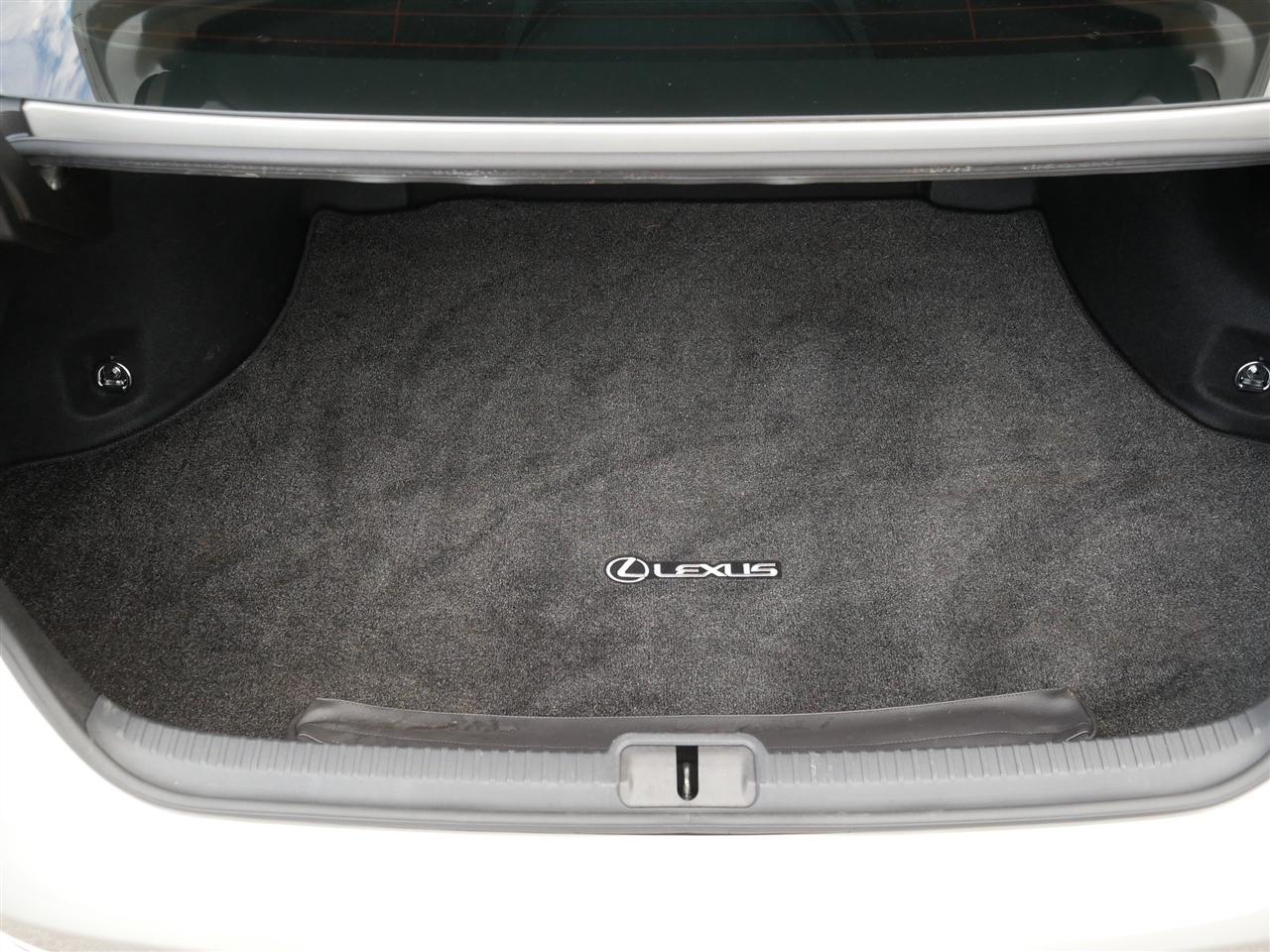 Lexus ES 350  2019