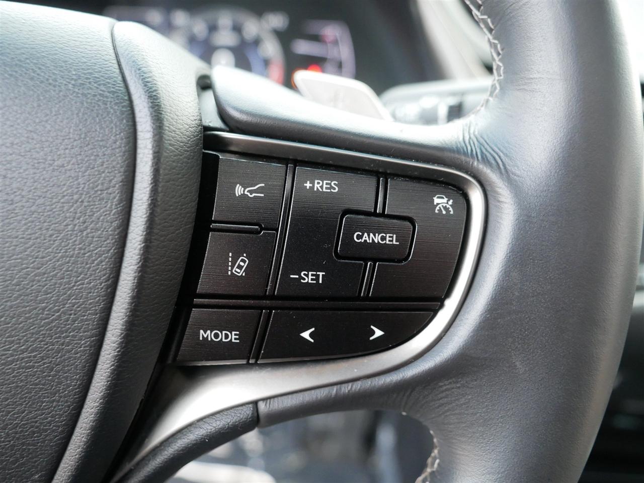 Lexus ES 350  2019