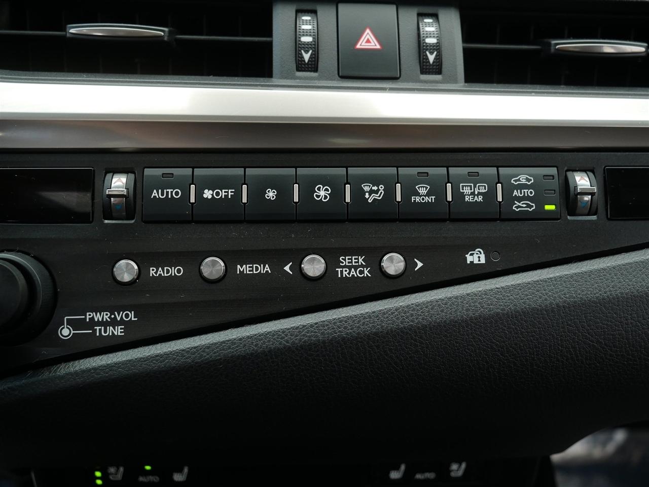 Lexus ES 350  2019
