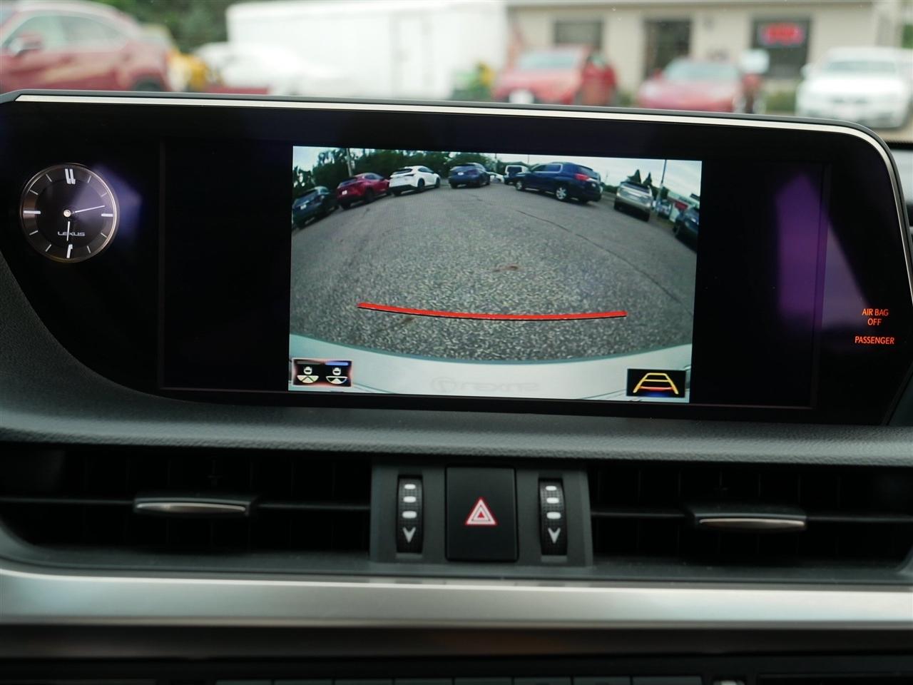 Lexus ES 350  2019