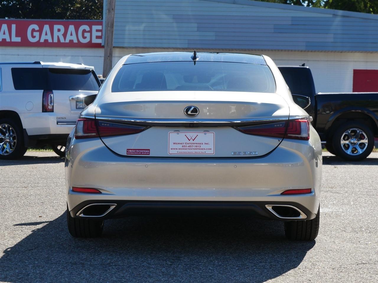 Lexus ES 350  2019