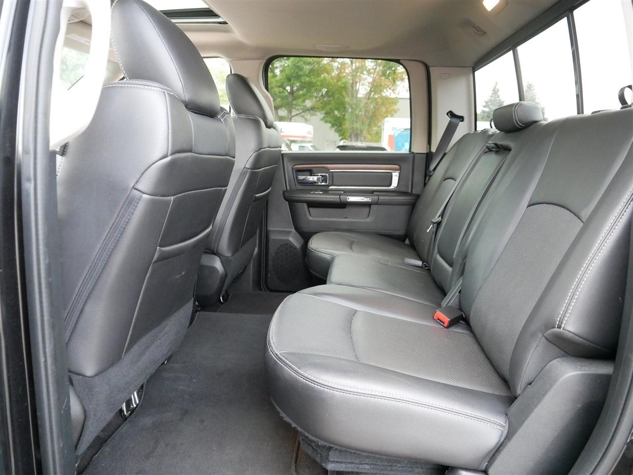 RAM 1500 Laramie Crew Cab SWB 4WD 2017