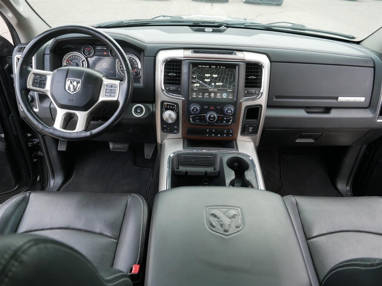 RAM 1500 Laramie Crew Cab SWB 4WD 2017