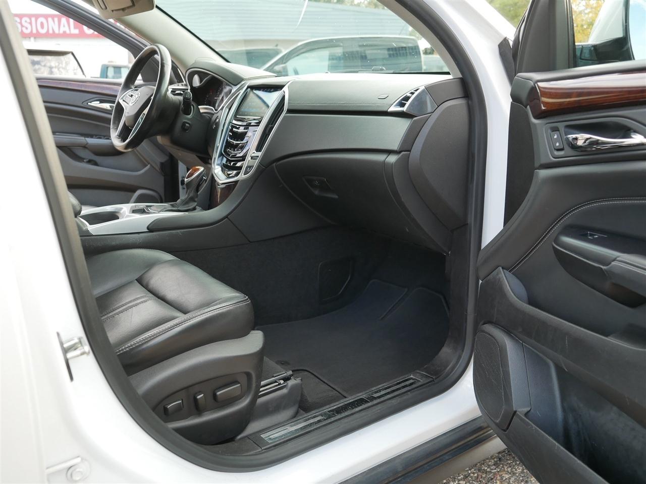 Cadillac SRX Luxury Collection AWD 2015