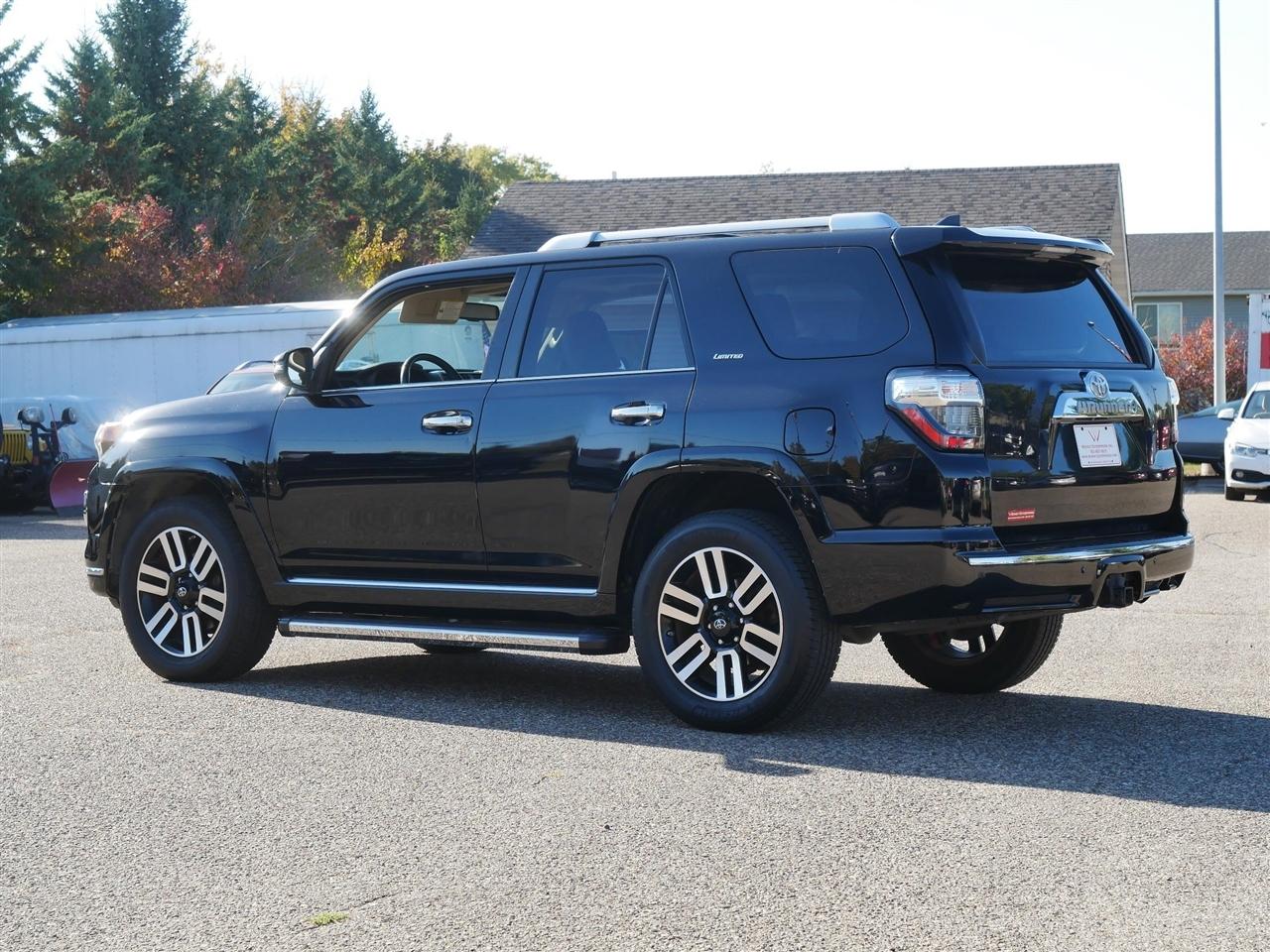 Toyota 4Runner Limited 4WD V6 2016
