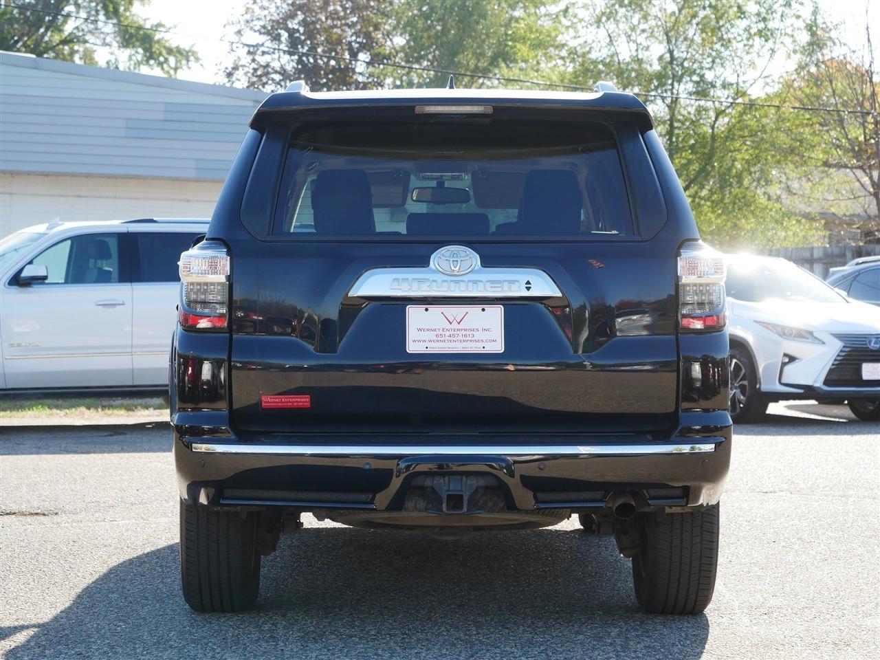 Toyota 4Runner Limited 4WD V6 2016