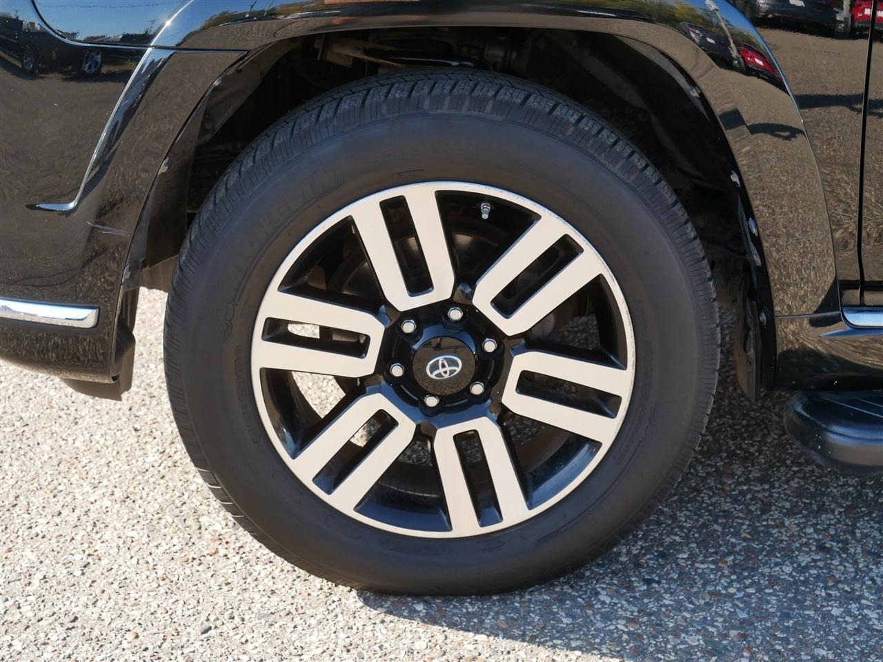 Toyota 4Runner Limited 4WD V6 2016