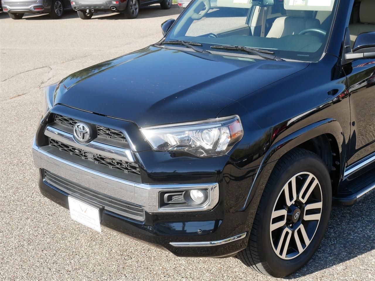 Toyota 4Runner Limited 4WD V6 2016