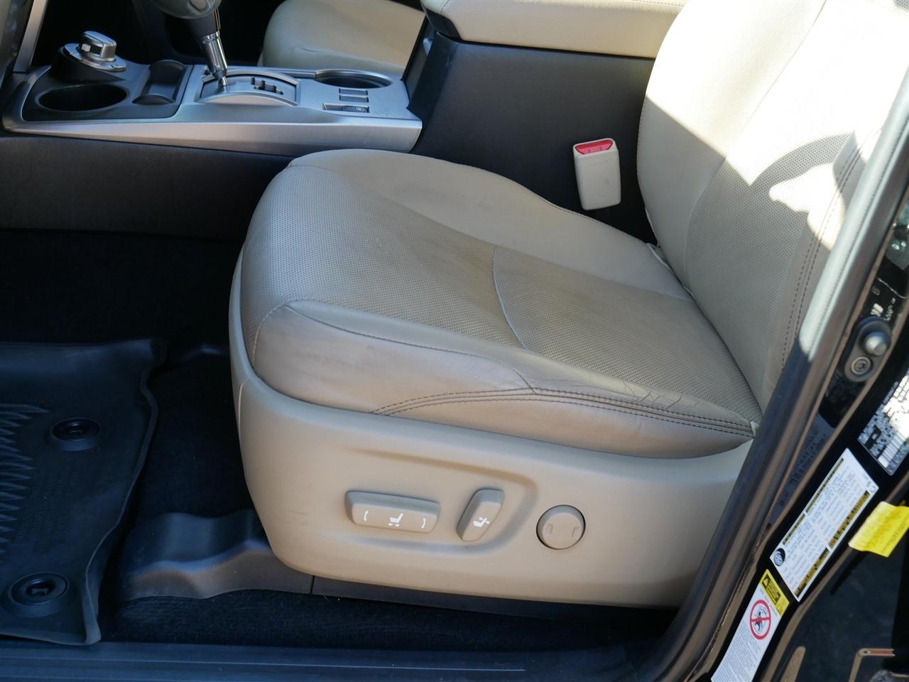Toyota 4Runner Limited 4WD V6 2016